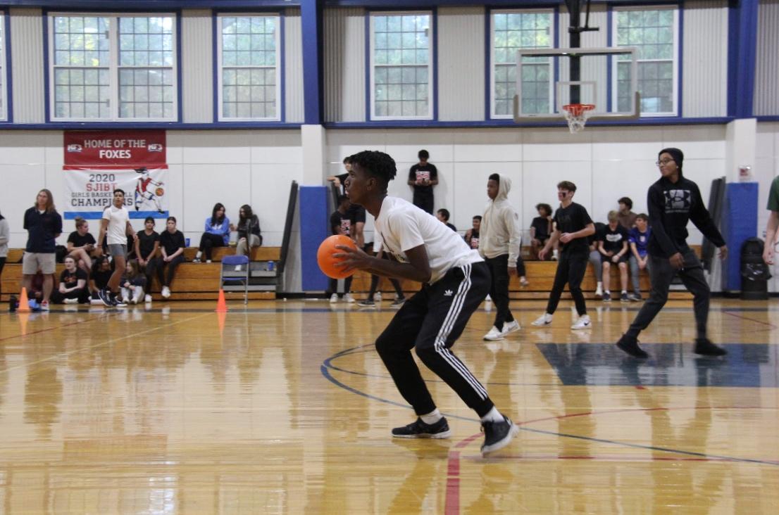 Students Participate in Annual Upper School Dodgeball Tournament